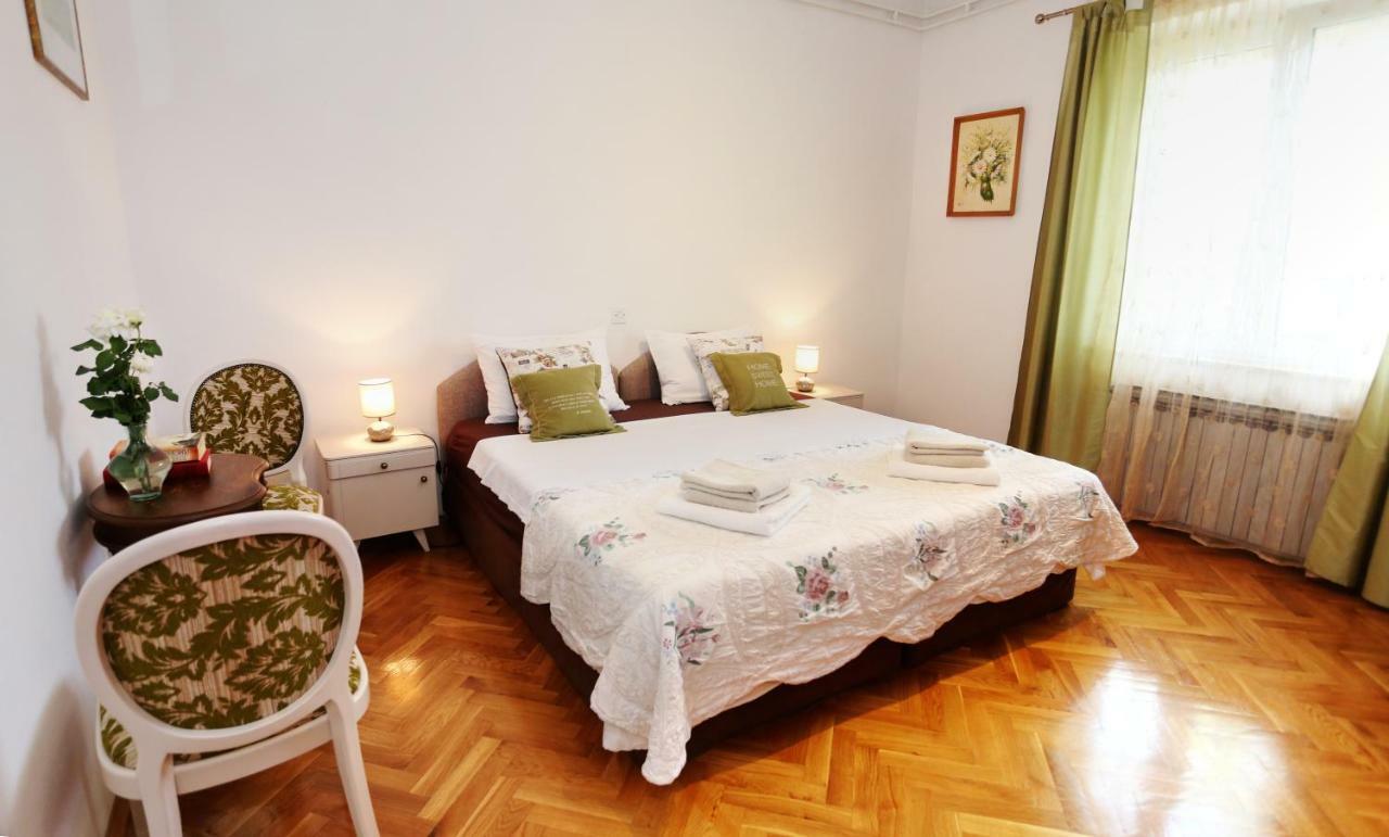 Apartments Rose Kaštela Extérieur photo